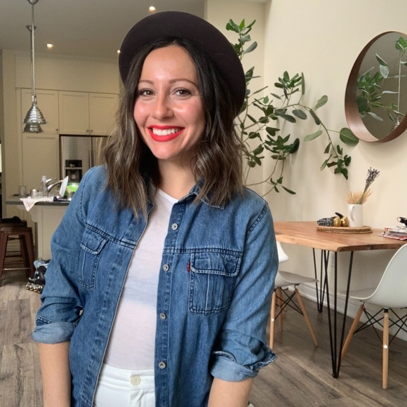 Meet your Posher, Tania - Picture 2 of 2